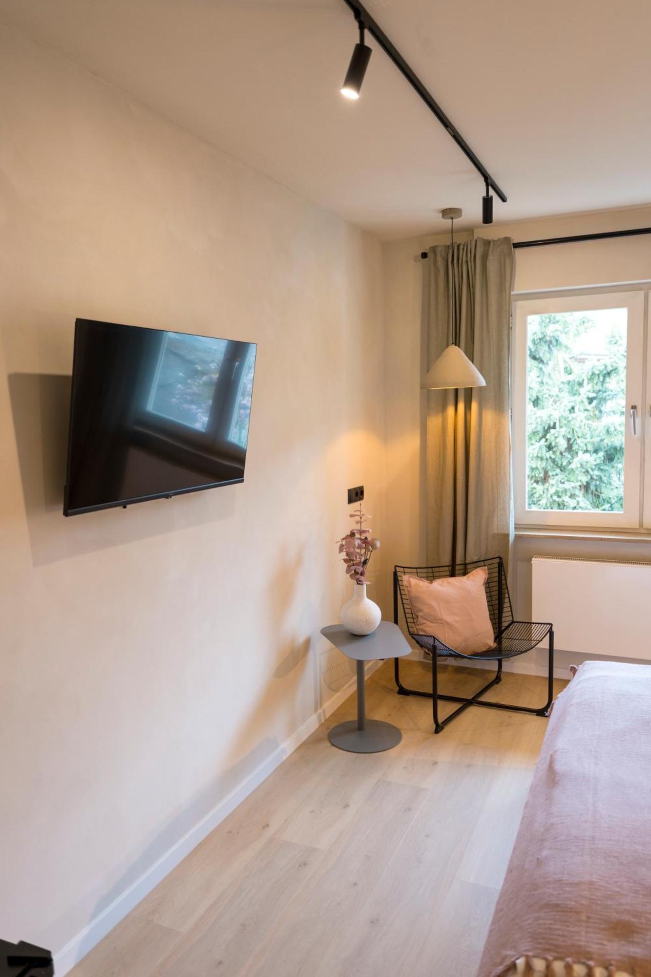 Hotel Weinhaus Kreuter 3*