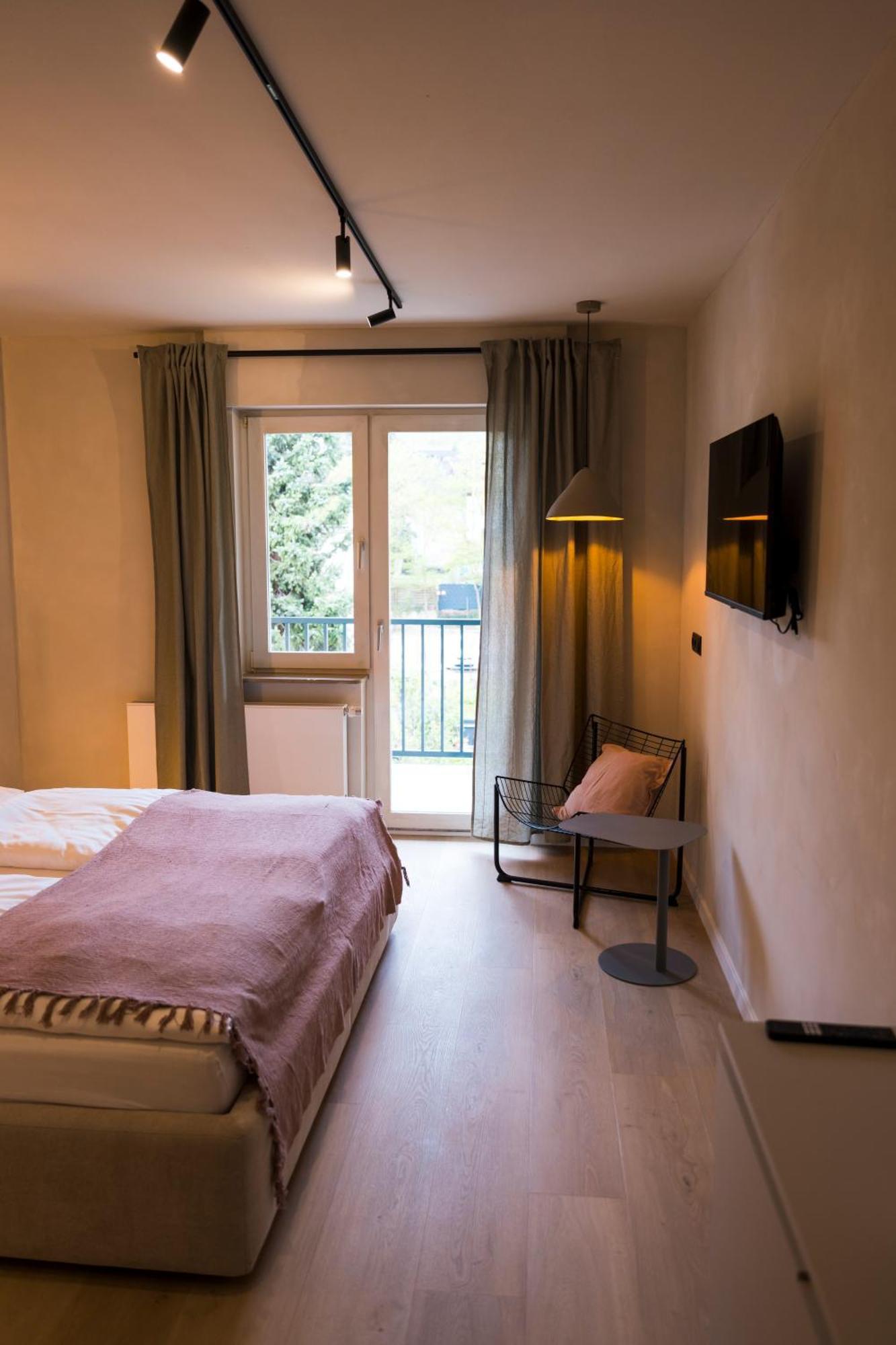 Hotel Weinhaus Kreuter 3*